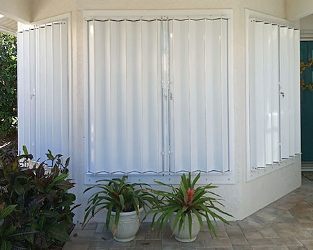 How To Choose The Right Hurricane Shutters For Your Sarasota Home